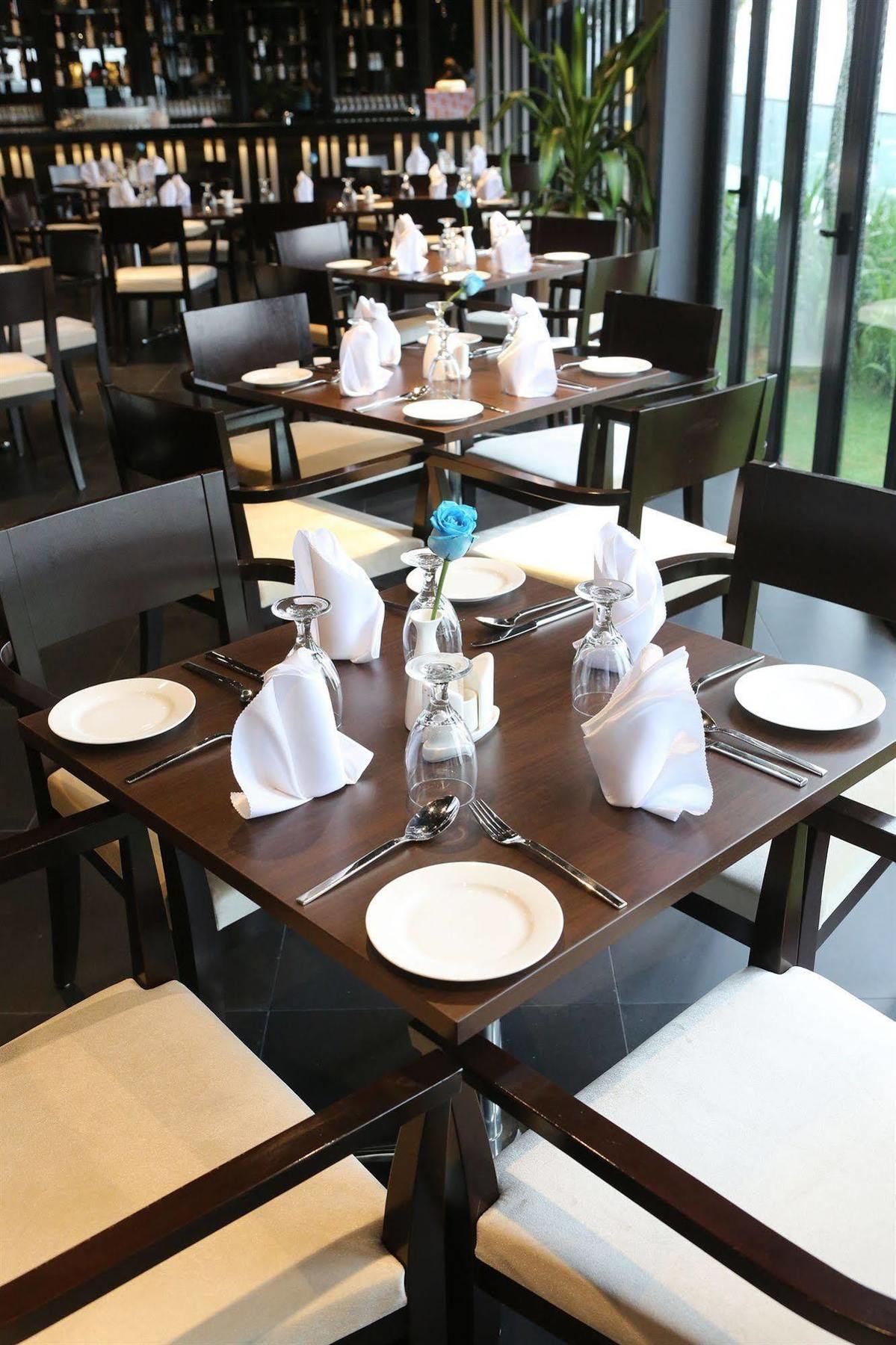 E.City Hotel@Onecity Subang Jaya Bagian luar foto